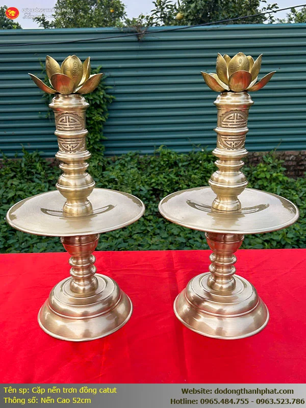 Bộ tam sự đỉnh nến hoa sòi đồng cát tút
