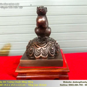 Pháp khí Tượng Chuột bằng đồng đỏ nguyên chất. Biểu tượng thông minh, nhanh nhạy, thu hút tài lộc. Đúc thủ công Lộng Thượng, đặt đúng vị trí mang lại may mắn, phát đạt cho gia chủ.